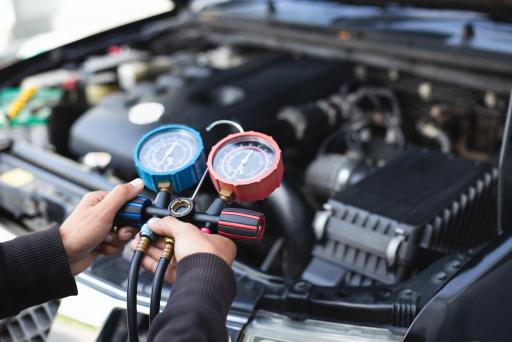 Servis AC mobil